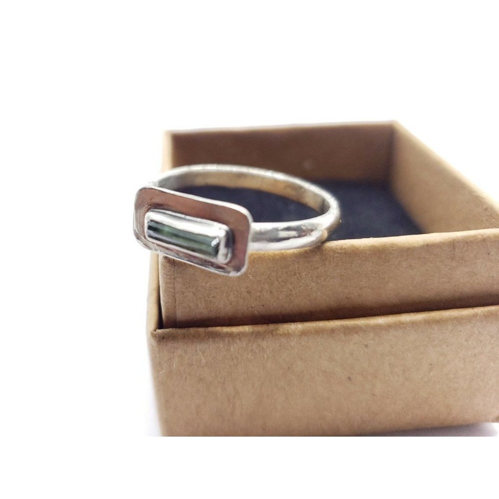Green raw Tourmaline Crystal Ring handmade sterling silver artisan handmade ring - Picture 11 of 12